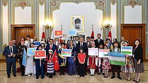 DÜNYA ÇOCUKLARI VALİ YERLİKAYA’YI ZİYARET ETTİ