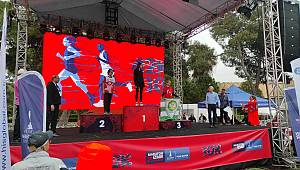 Maraton İzmir’de Manisa BBSK’lı atletler kürsüde yer aldı