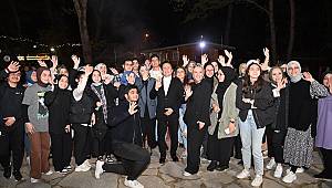 ÖĞRENCİLERLE İFTAR YAPAN BAŞKAN YAZICI, FİKRİM VAR DİYEN GENÇLERİ TEKNOLOJİ MERKEZİ’NE DAVET ETTİ