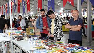 Bağcılar Kitap Fuarı’nı 350 bin kişi ziyaret etti