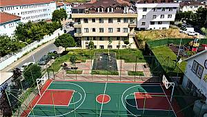 Park yenilendi; basketbol sahası yaza hazır