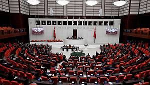 Sosyal medya düzenlemesini içeren Basın Kanunu teklifi görüşmeleri ertelendi
