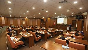 ‘Yerel Yönetimlerde Yeni Eğilimler’ Semineri, Kartal’da Gerçekleştirildi