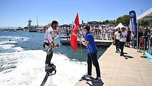 BAŞKAN YAZICI, GAZETECİLER VE FENOMENLER İLE BİRLİKTE DRAGON BOAT YARIŞI YAPTI