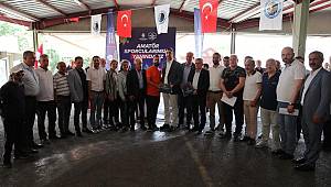Kartal Belediyesi ve İBB’den Amatör Kulüplere Spor Malzemesi Desteği