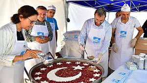 Başkan Ahmet Cin, Aşure İkram Etti