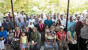BAŞKAN SEÇER, MEZİTLİ KIRSALINDA VATANDAŞLARLA BULUŞTU