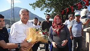 Pozantı’da Zeydan Karalar’a ve CHP heyetine sevgi seli