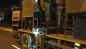 Trafik etkilenmesin diye gece çalışıyorlar