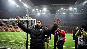 Arda Turan futbolu bıraktı