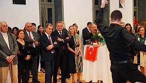 AYVALIK’TA 29 EKİM CUMHURİYET BAYRAMI RESEPSİYONU