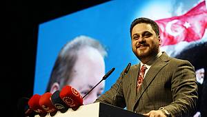 BTP lideri Hüseyin Baş Cumhuriyet Şöleni’nde konuştu.