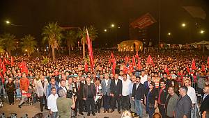 Cumhuriyet meşalesi bu kez Kozan’da yandı