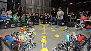 KÜÇÜKÇEKMECE, DÜNYA’NIN EN BÜYÜK ROBOTİCS TURNUVASINA EV SAHİPLİĞİ YAPTI 