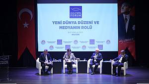 YENİ DÜNYA DÜZENİNDE MEDYANIN ROLÜ MASAYA YATIRILDI