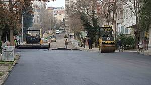 Petrol İş Mahallesi’nde 1250 Ton Asfalt Serimi Yapıldı
