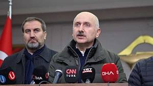 Adıyaman'da yurttaşların bakan Karaismailoğlu'na büyük tepkisi! Sırıtan vali polis eşliğinde şehirden ayrıldı.