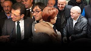 İmamoğlu'ndan sonra Meral Akşener'den Sinan Ateş'in ailesine ziyaret! 'Takipçisi olacağım' dedi