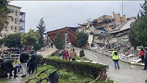 Kahramanmaraş merkezli 7.7 ve 7.5 büyüklüğündeki depremlerde son durum: Can kaybı 1498'e yükseldi