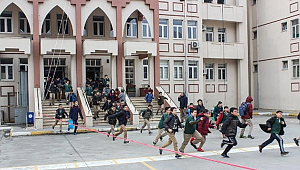 Öğrenci ve veliler dikkat: Valilik açıkladı İstanbul'daki bu okullar boşaltılıyor