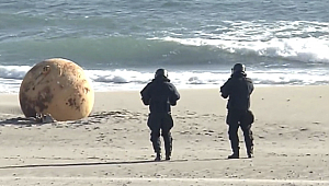 Sahilde şoke eden görüntü. Dünya alarma geçti! Olay yerine anında askerler geldi