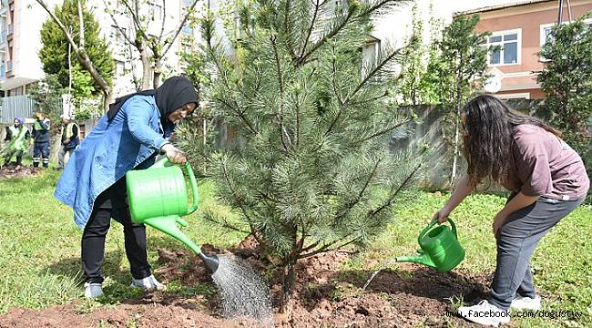 Bu Defa Kurtköy'de Fidan Diktiler