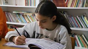 Depremzede Öğrencilere Kartal Desteği