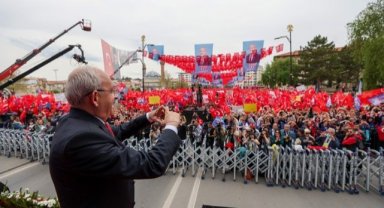 Kılıçdaroğlu'na Sivas'ta Yüzbinler Eşlik Etti