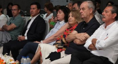 BODRUM'DA EDEBİYAT VE TARİH KONUŞULDU