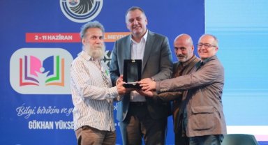 KARTAL KİTAP FUARI, ‘7. VEDAT GÜNYOL DENEME ÖDÜLLERİ’NE EV SAHİPLİĞİ YAPTI