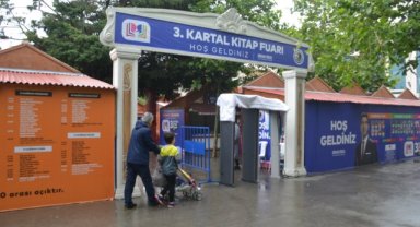 KARTAL KİTAP FUARININ 3. GÜNÜNDEN KARELER