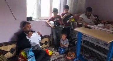 MUŞ'TA ELEKTRİK AKIMINA KAPILAN İŞÇİ YARDIM BEKLİYOR