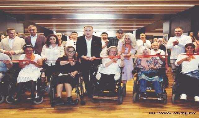 RENKLER OMURİLİK FELÇLİLERİNE UMUT OLACAK