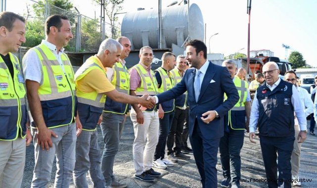 BAŞKAN AKPOLAT ÇALIŞMA ARKADAŞLARIYLA BAYRAMLAŞTI