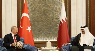 Cumhurbaşkanı Erdoğan Katar Emiri Al Sani'ye Togg hediye etti