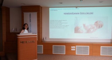 ANNE ADAYLARI GEBE OKULU İLE BİLİNÇLENDİ