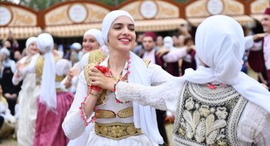 Dünya Müzisyenlerinden Âşık Veysel Sürprizi
