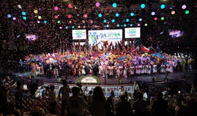 Festivalin resmi açılış töreni görsel bir şölene dönüştü!