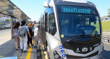 İBB Metrobüsleri Yeniliyor
