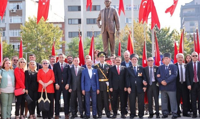 Zafer Bayramı Törenle Kutlandı