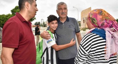 Zeydan Karalar çalışıyor, Adana’nın sorunları çözülüyor