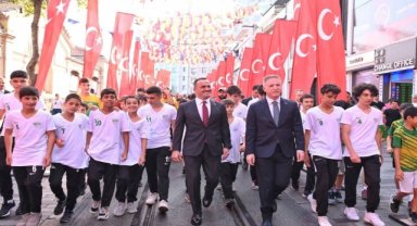30 Ağustos Zafer Bayramı İstiklal Yürüşüyü İle Kutlandı
