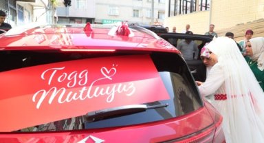 Bağcılar'da 30 Kişi Toplu Düğün Şöleniyle Evlendi