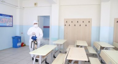 Bayrampaşa’da Okullar Dezenfekte Ediliyor