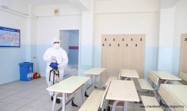 Bayrampaşa’da Okullar Dezenfekte Ediliyor