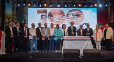 CHP 100. YILINI DÜZENLEDİĞİ RESEPSİYONLA KUTLADI
