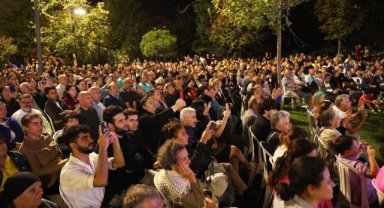 KARDEŞ KÜLTÜRLERİN FESTİVALİ’NDE TÜRKÜ GECESİ