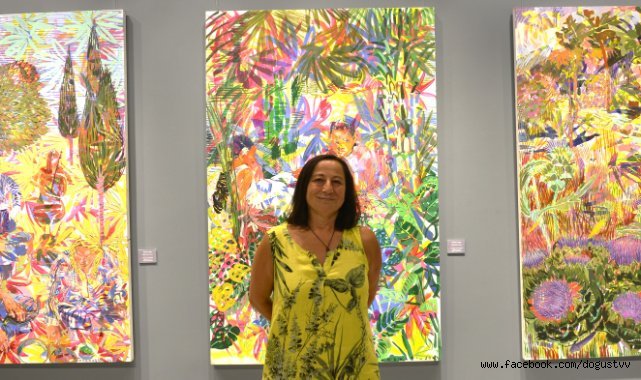 ZELİHA AKÇAOĞLU’NUN “GİZLİ BAHÇELER” RESİM SERGİSİNE BÜYÜK İLGİ