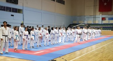 Arnavutköy Belediyesi, Elit Karate Sporcularını Ağırladı