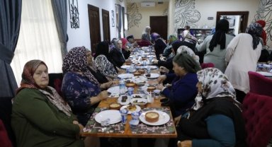 Asırlık Çınarlar Bir Araya Geldi